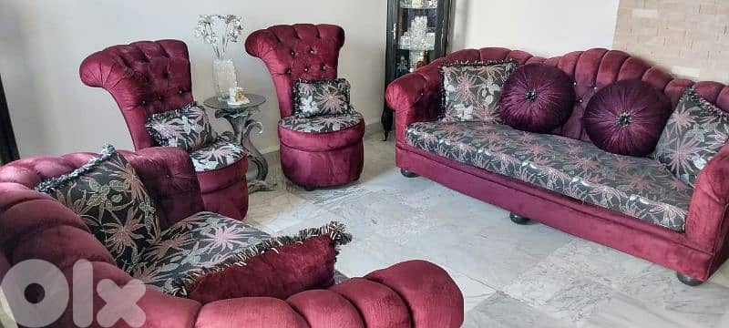 صالون مخمل 3+2+1+1 الزلقا 700 $ للمراجعة 03848489 0