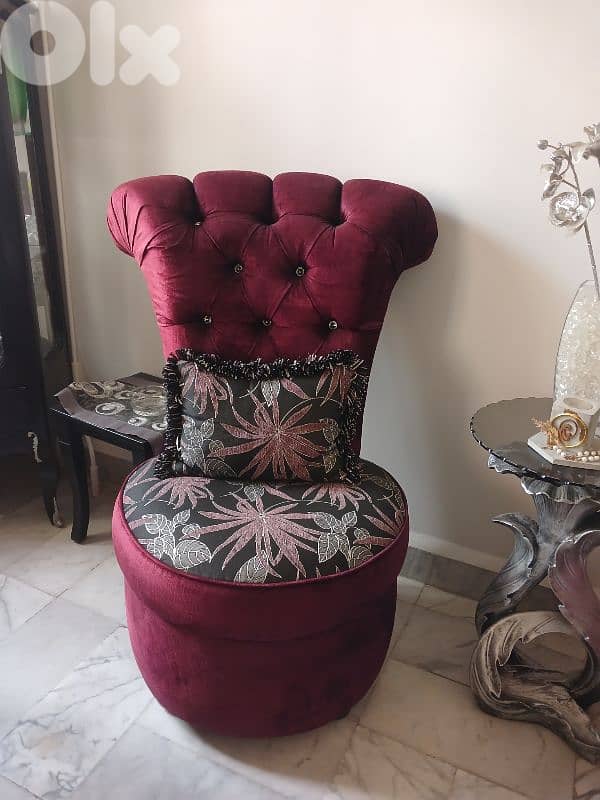 صالون مخمل 3+2+1+1 الزلقا 700 $ للمراجعة 03848489 1