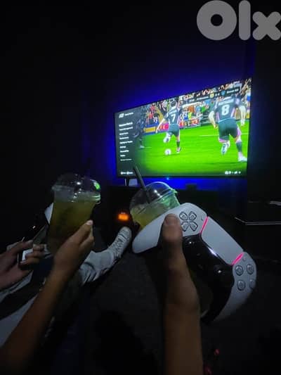 اغراض محلً كامل للبيع playstation و babyfoot