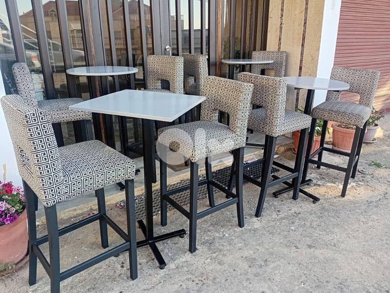 كراسي بار طاولات اوروبي شبه  جديد كرسي  45$ طاولي 45$ 0