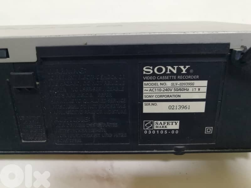 Sony SLV-ED-393 VCR video cassette player 6 head - stereo - remote 2