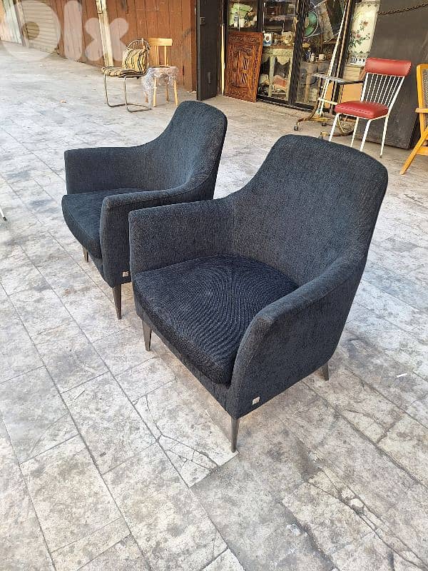 كنب فوتوي عدد٢ ناعم مميز صناعة شركة IKEA made in Italy 0