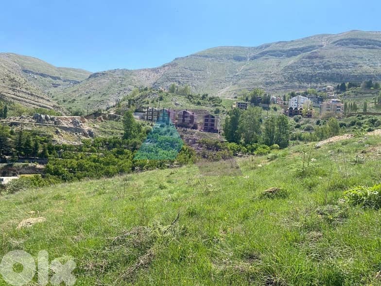 Prime Land +mountain View 4 sale in Kfarzebian - أرض للبيع في كفردبيان 2