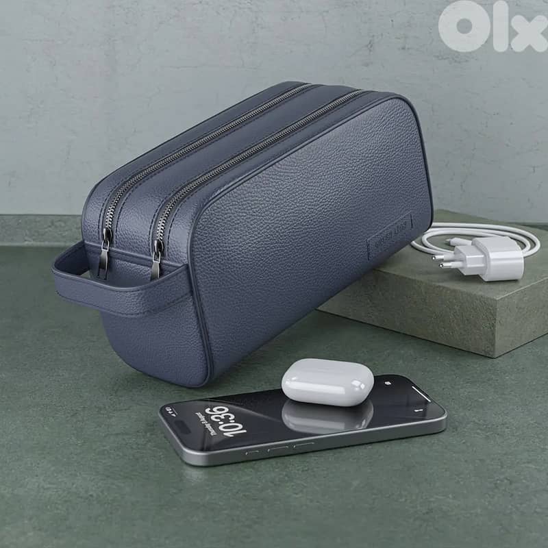 Green Lion Coral Clutch Bag 1