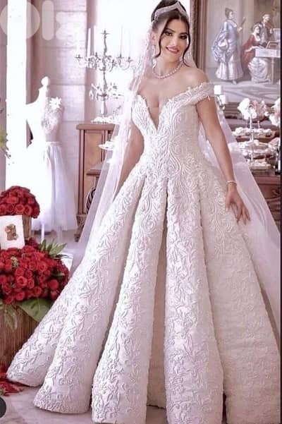 hot offer - فستانن عرس للبيع ضخمين - فقط 600$
