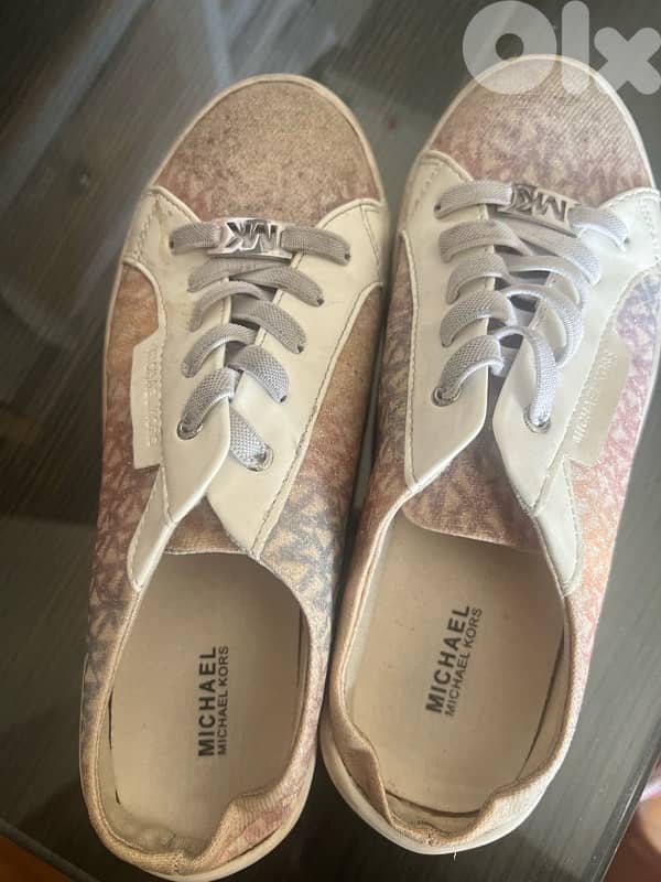 MK shoes 0