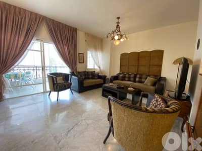 Spacious Deluxe aprt for rent in Monteverde للايجار شقة في المنتيفردي