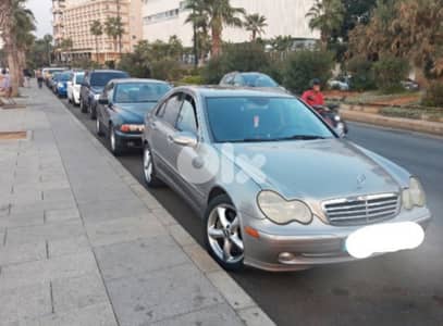 مرسيدس بنز  200 سريس 2004
