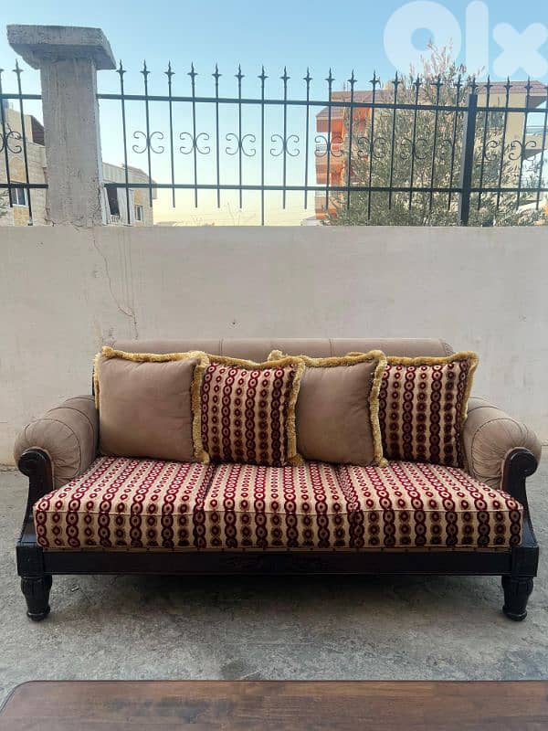 طقم كنبايات حفر خشب زان مع طاولة 0