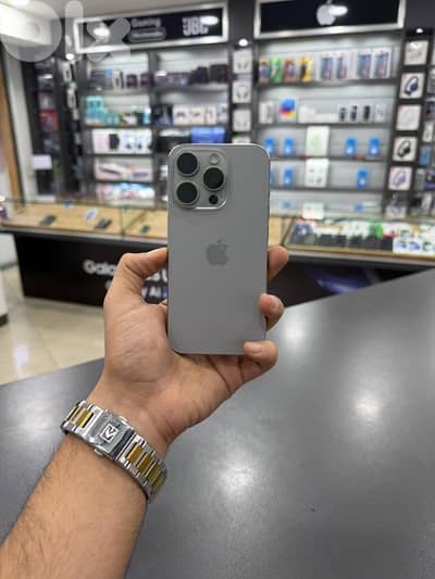 IPHONE 15 PRO 128 GB USED