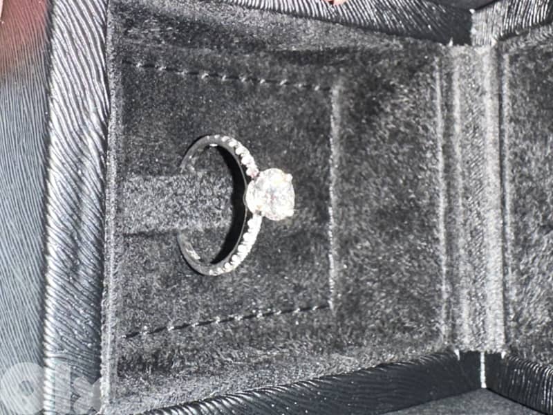 1.36 CT Round Cut Lab Grown Diamond Ring 1