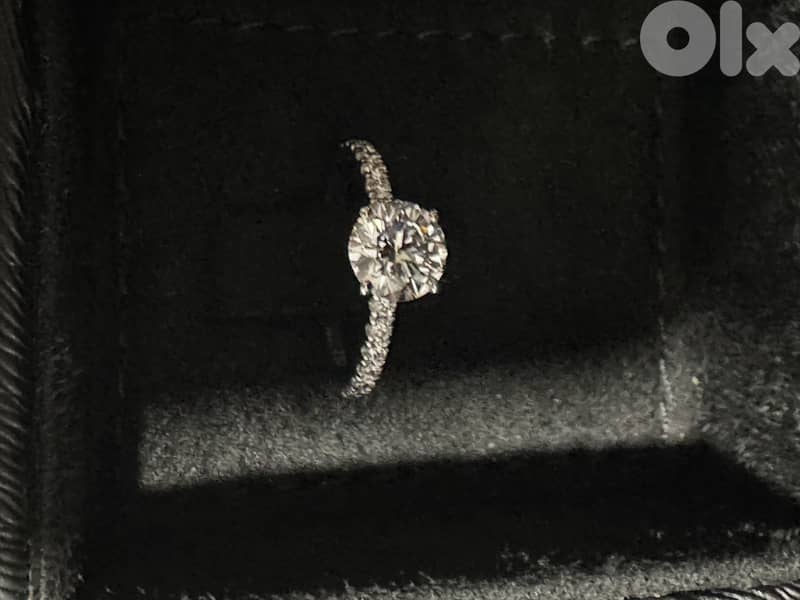 1.36 CT Round Cut Lab Grown Diamond Ring 2