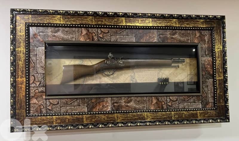 لوحة ومجسم 0