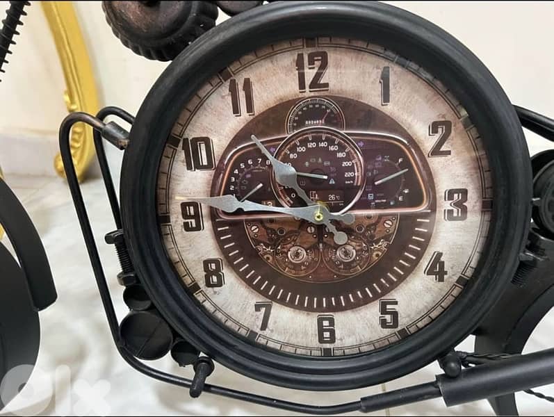 ساعة موتسيكل كبيرة حديد 3