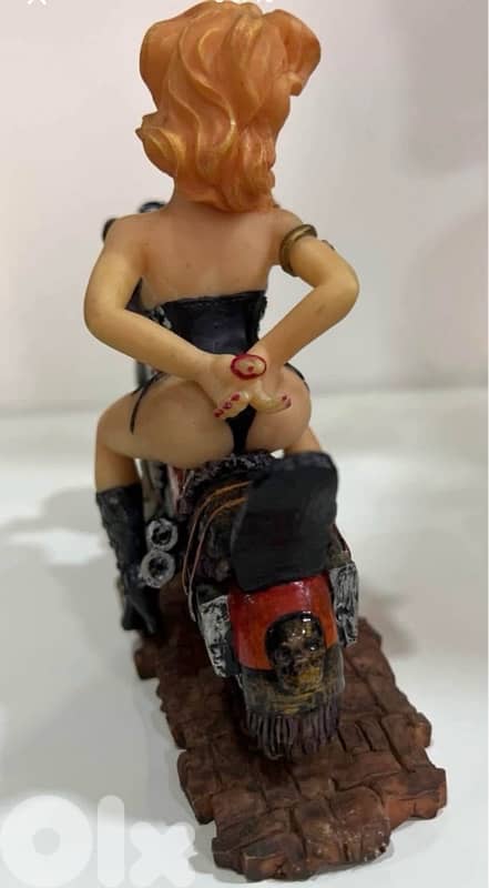 مارلين مونورو 2