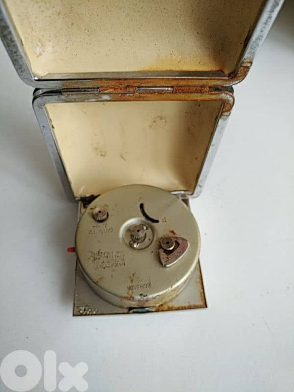Vintage alarm clock - Not Negotiable 1