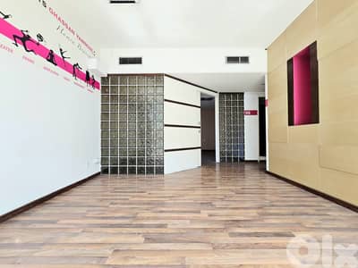 RA25-4397 Office Space for Rent in Hamra – 160m² مكتب للإيجار – الحمرا