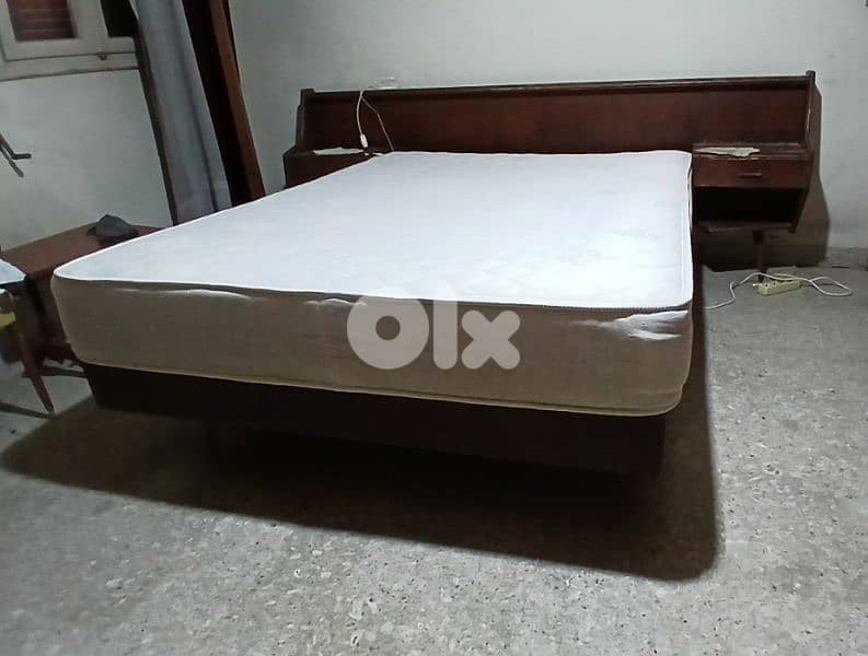 تخت Art Nouveau 2