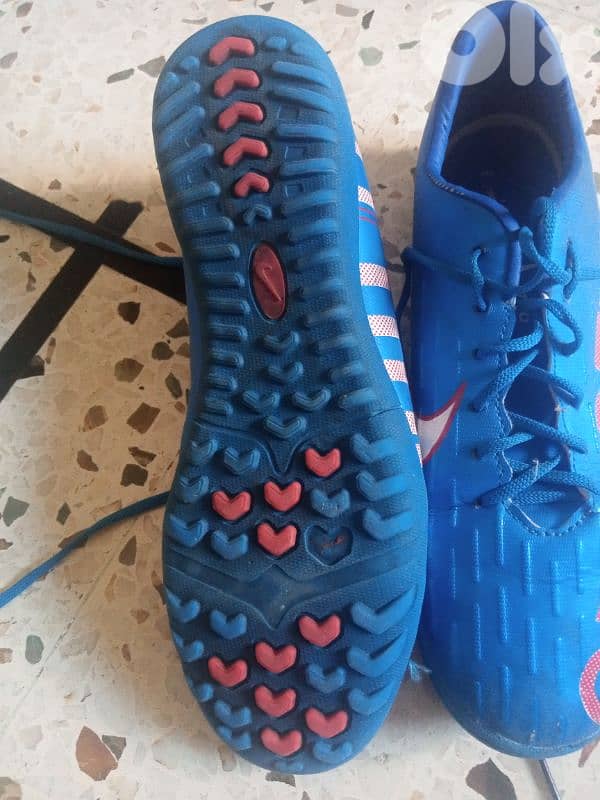 football shoes size 43 1