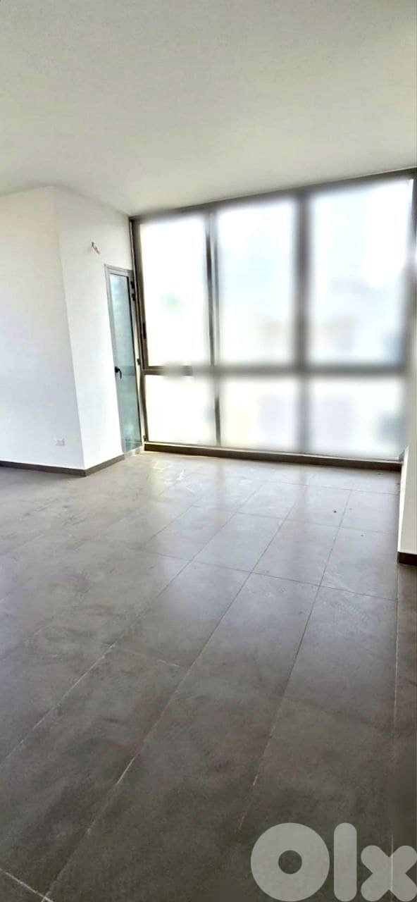 Ain Remmaneh/Office Brand New for Rent 650$- عين الرمانة/ مكتب للايجار 0