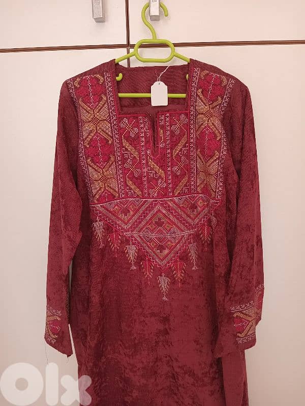 burgundy  abaya 1