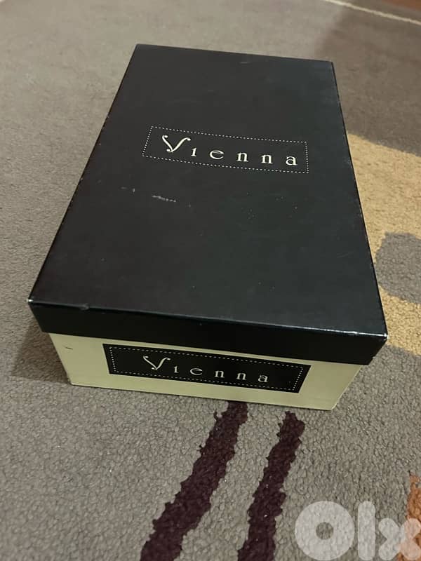 Vienna shoes Size 39 3