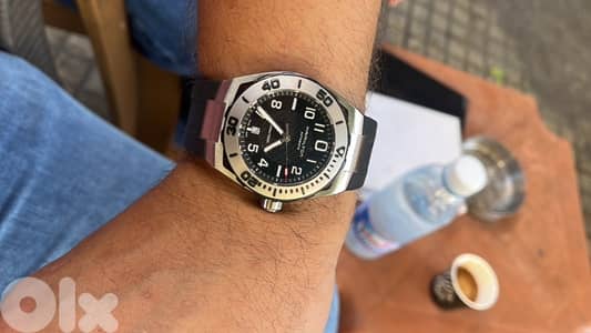 Hamilton khaki navy sub