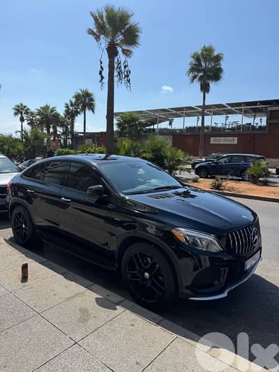 Mercedes-Benz GLE-Class 2016 black edition