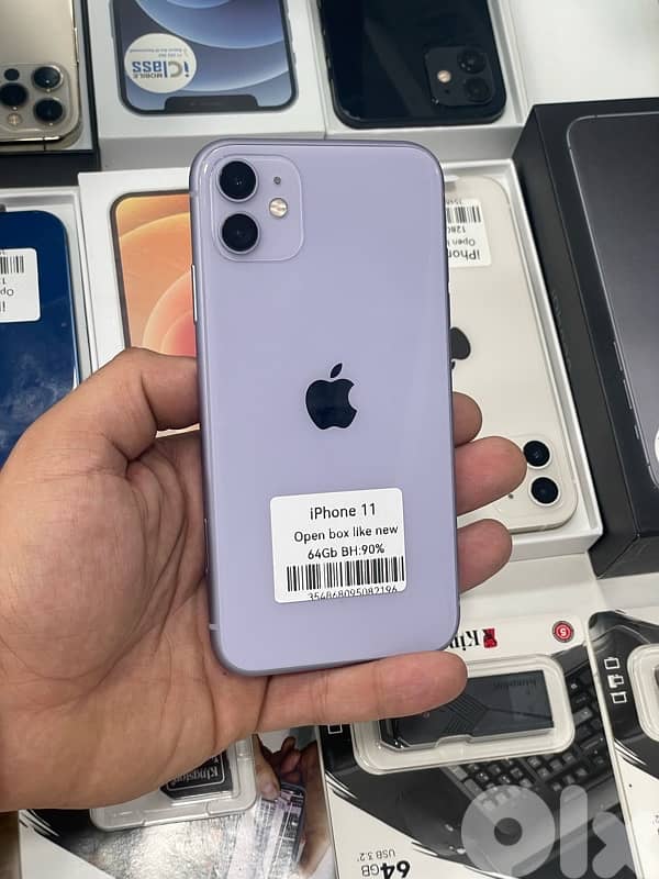 iphone 11 64 GB like a new battery 90% 0