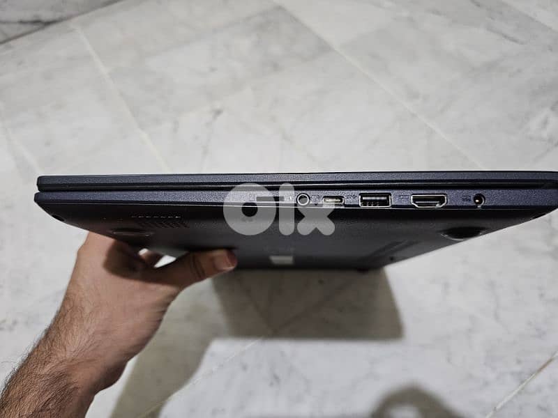 Asus vivobook 15 7
