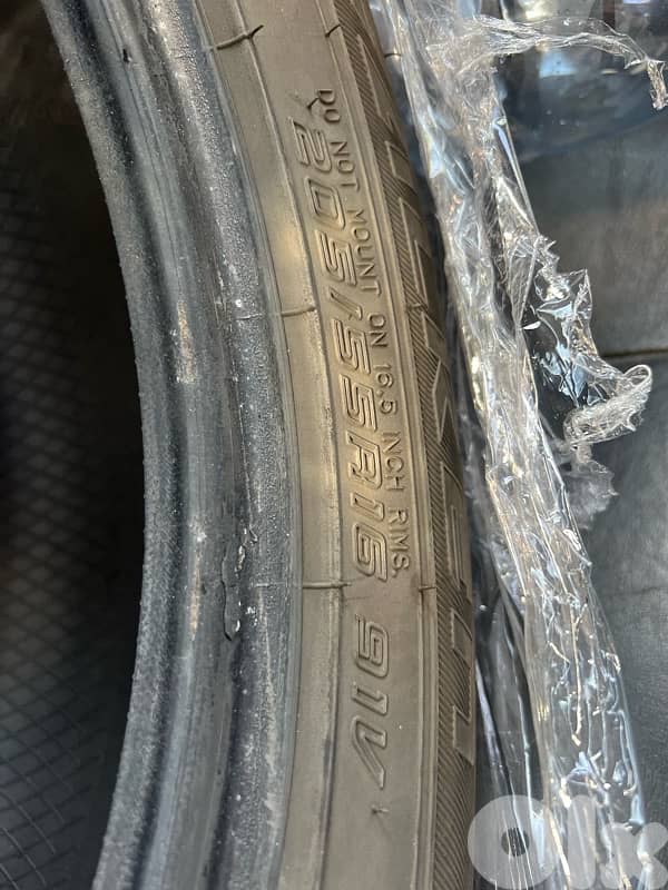 2 tires for sale used like new ،brand (falken)made in japan 205/55/16 0