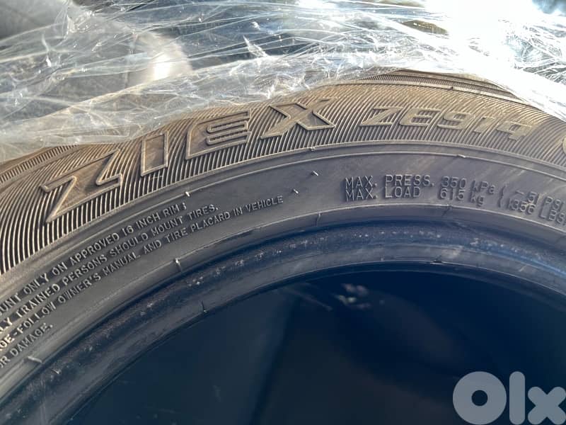 2 tires for sale used like new ،brand (falken)made in japan 205/55/16 1