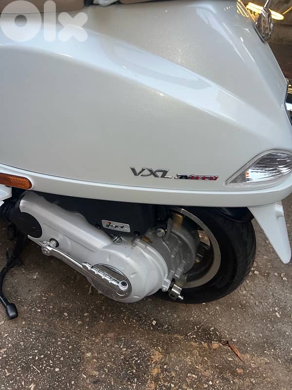 vespa vxl 150 cc 2024 12