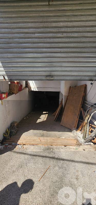 Warehouse for sale in Ain El Remmanehمستودع للبيع في منطقة عين الرمانة