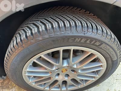 Porsche Cayenne 2017 Platinum edition