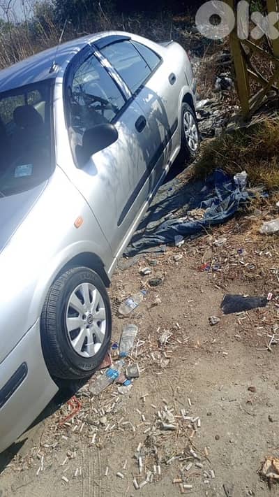 Nissan Sunny 2003 atoumatic mkayfe