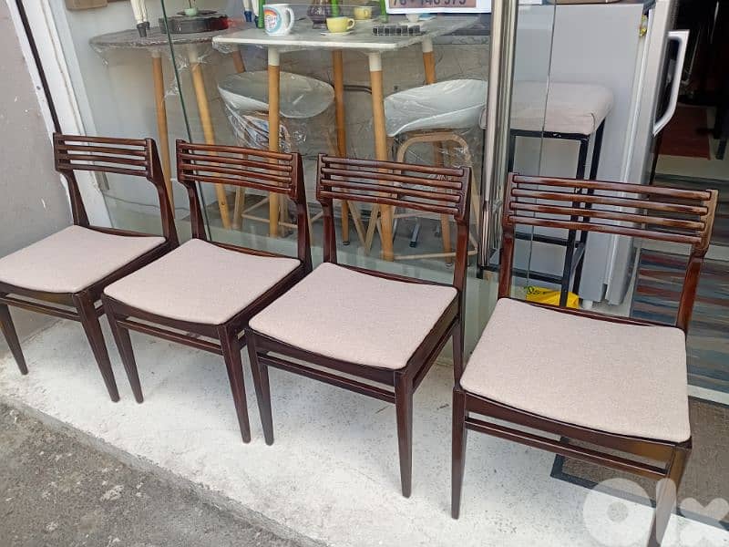 كراسي عدد٤ خشب سنديان 0