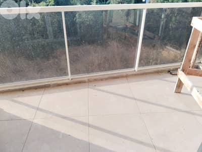 Apartment for rent in Amchit - شقة للإيجار في عمشيت