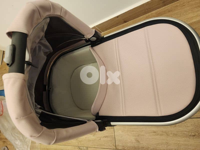UppaBaby Bassinet 3