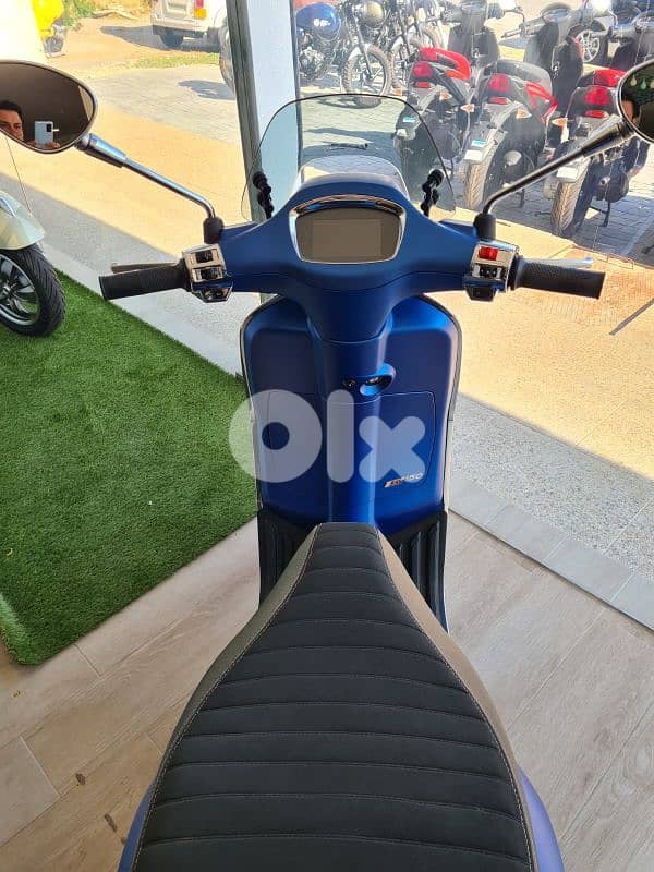 vespa Sprint Sport Limited 4