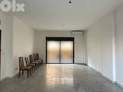 SPACIOUS APARTMENT IN ACHRAFIEH PRIME (170SQ) 3 BEDROOMS , (ACR-312)