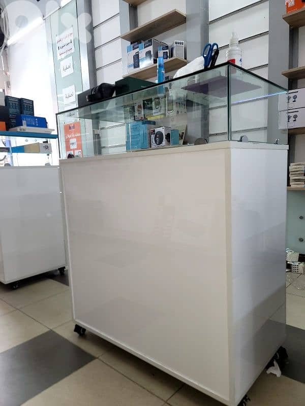 فرصة ما بتتعوض لتغير ديكور محلك فوراً و بسعر سوبر لقطة 0