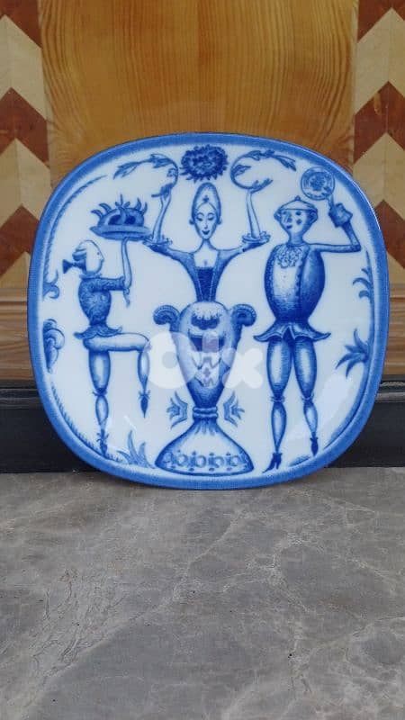antique 0