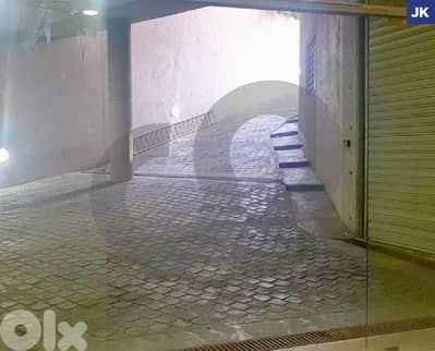Spacious 450 sqm warehouse in Baabda-Louaizeh/اللويزة REF#JK126658