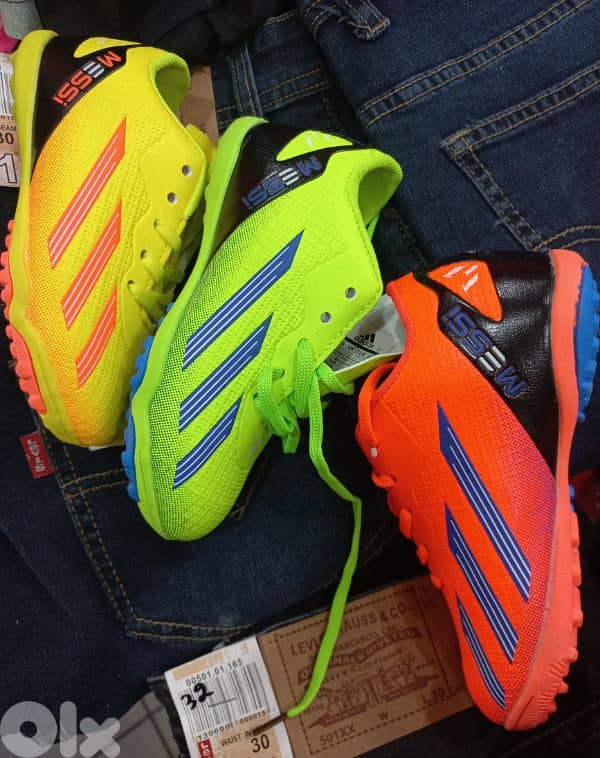 football shoes original احذية كرة قدم ولادي 0