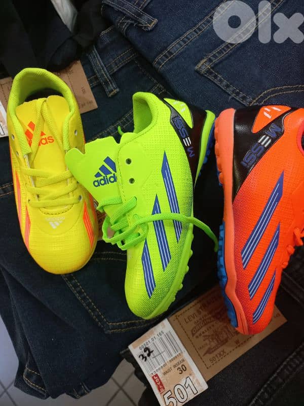 football shoes original احذية كرة قدم ولادي 1
