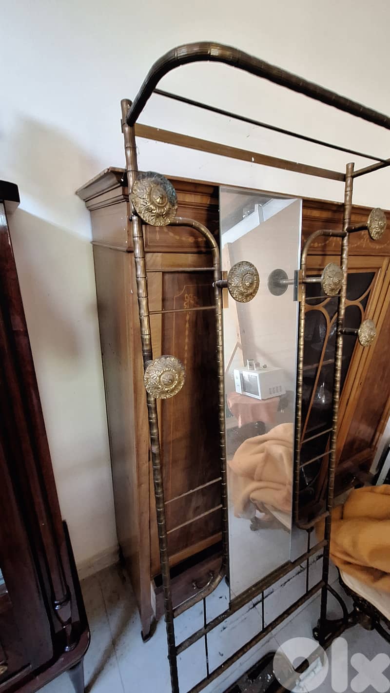 Mirror مراية انتيك 2