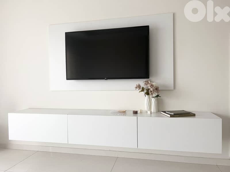 Like new tv unit 0