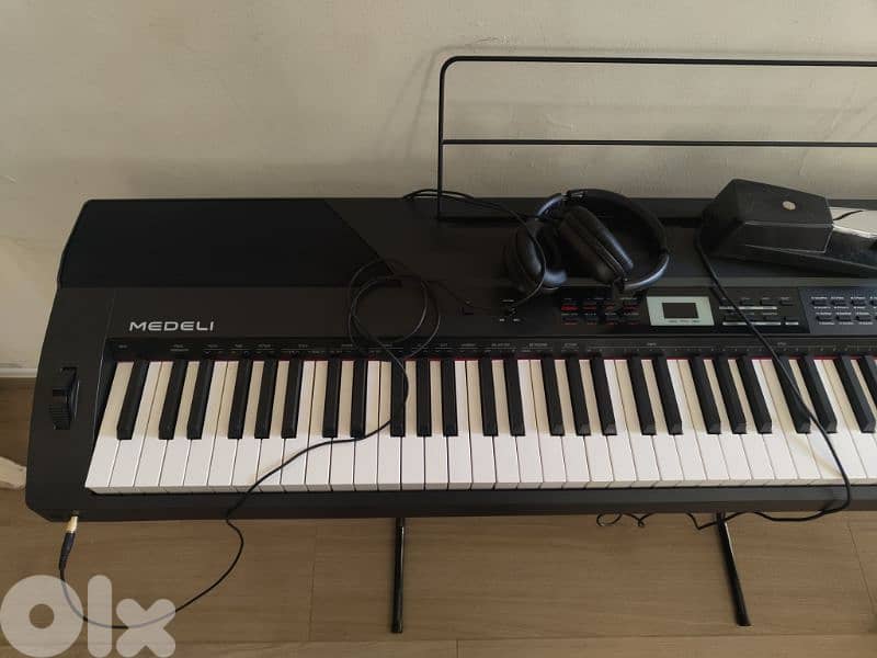 Digital Piano for sale. Medeli SP3000 1