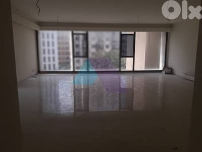 3 bedroom apartment+prime Location 4sale in Ras Beirutشقة في رأس بيروت